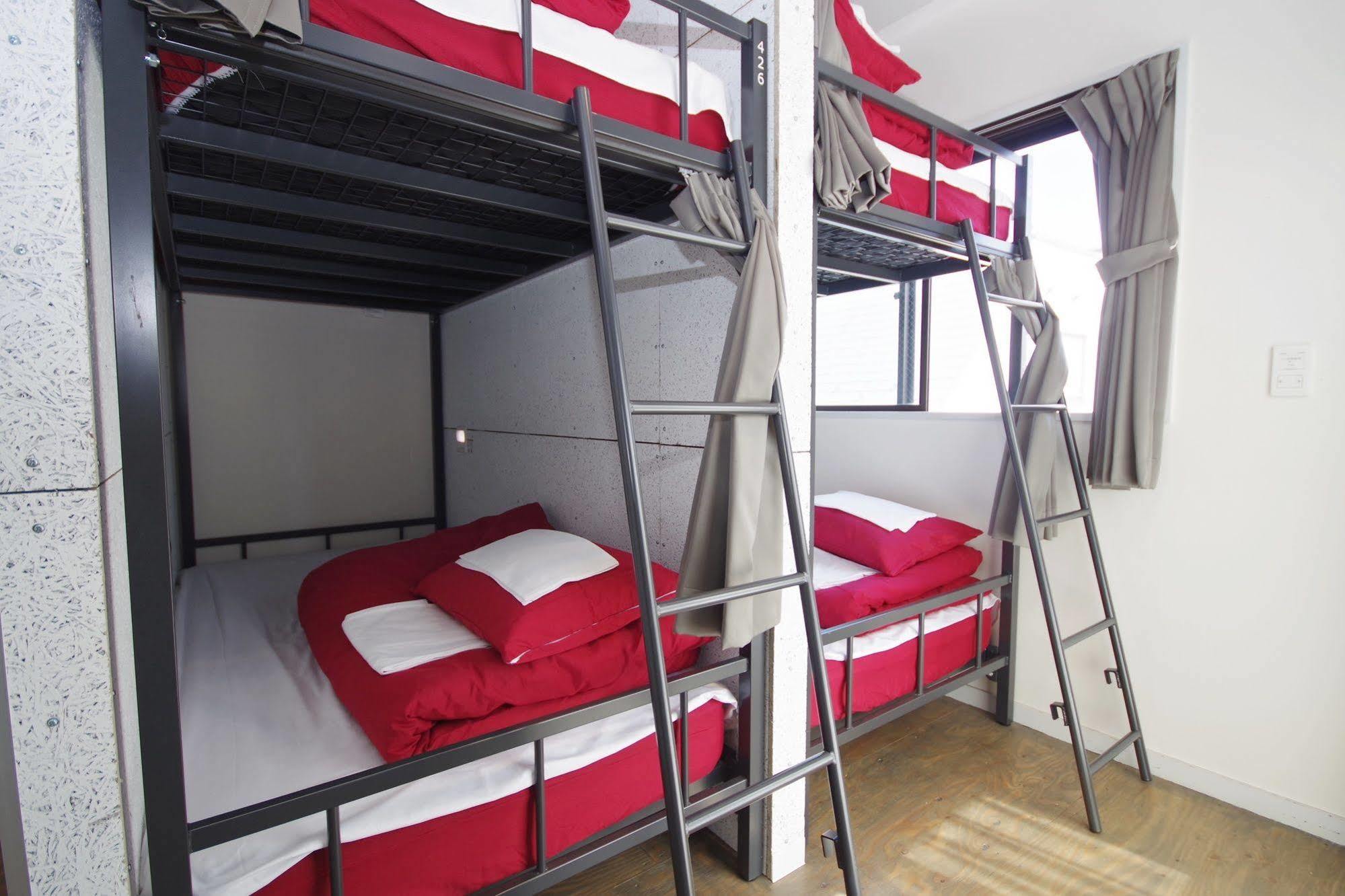 Private Room with Shared Bathroom